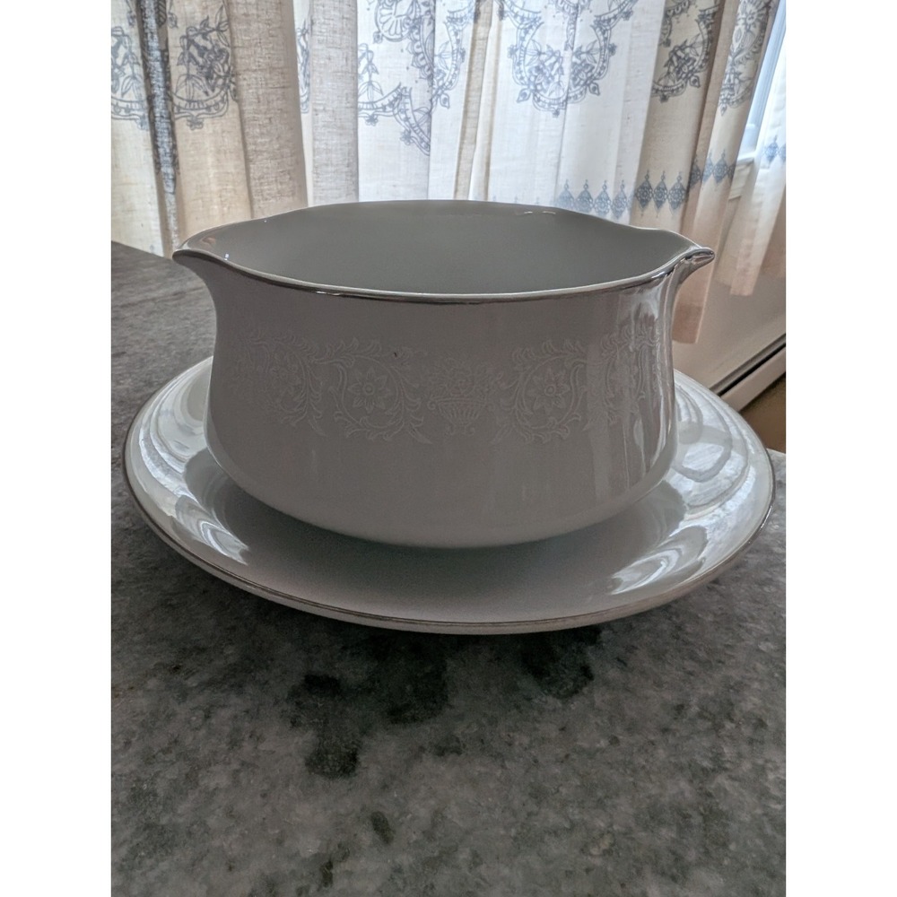 Crown Victoria Fine Porcelain China "Lovelace" Gravy Boat & Underplate